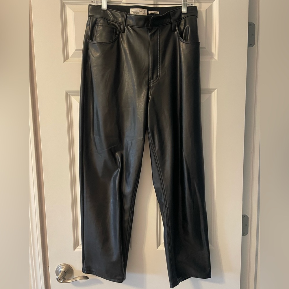 Abercrombie Women’s Black Curve Love Vegan Leather Ankle Straight Pants